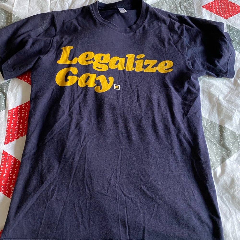 Size small t shirt